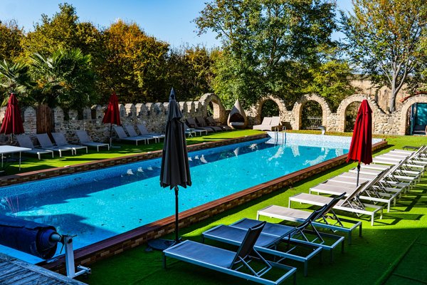 Comment fabriquer un bac à compost rotatif DIY en utilisant des barils recyclés?