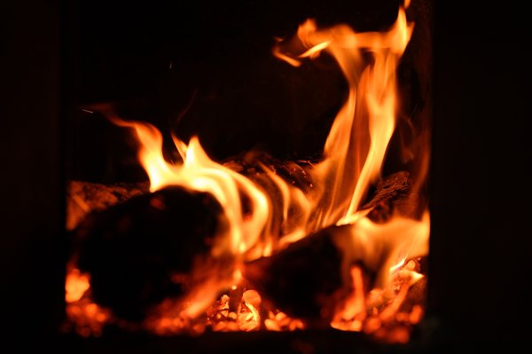 Découvrez les avantages du poêle à bois à strasbourg